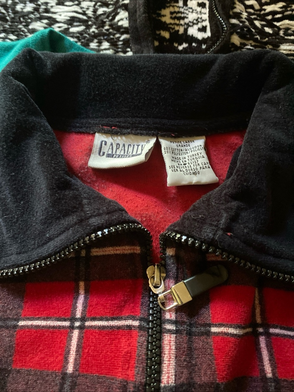 Rae Dunn “Cozy” Cropped Sweatshirt | Size S | Dark Gray Pullover EUC
